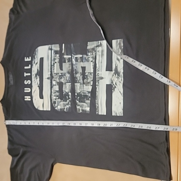 Spoiler Alert Size L Black "Hustle Hard" NYC Skyline Graphic Long Sleeve T Shirt - Picture 6 of 8